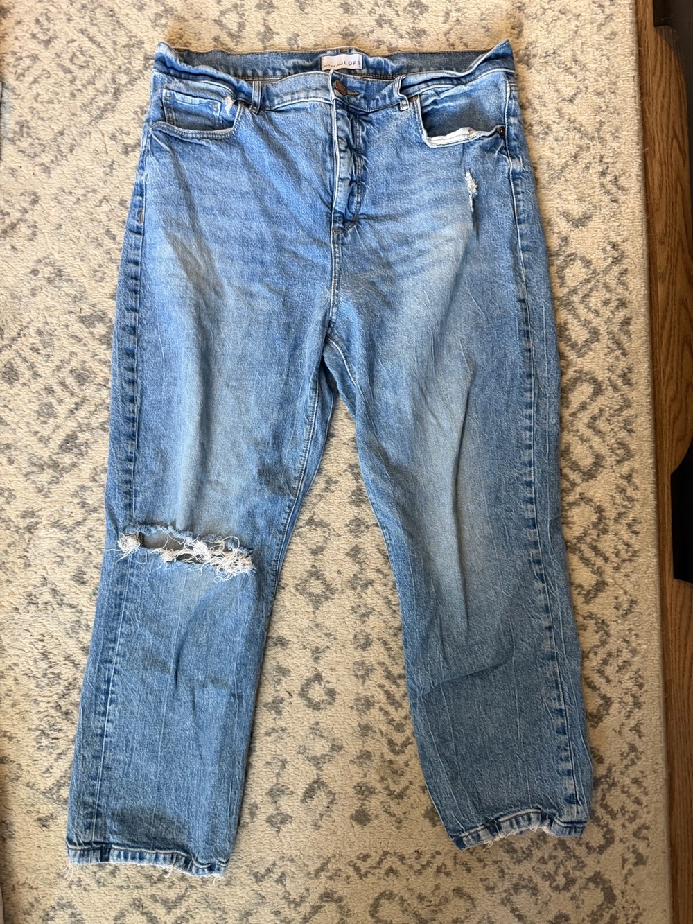 LOFT Women’s Light Blue Distressed Women's Straight Leg Jeans size 14